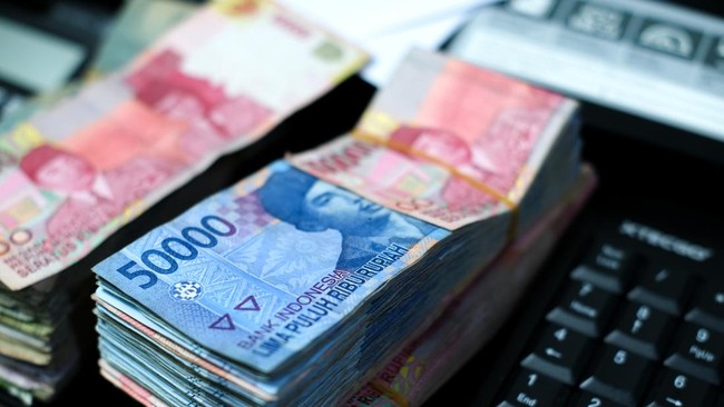 ilustrasi-uang-rupiah-1740454735411_169