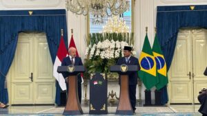 presiden-prabowo-subianto-dan-presiden-brasil-luiz-inacio-lula-da-silva-di-istana-jakarta-1761208537115_169