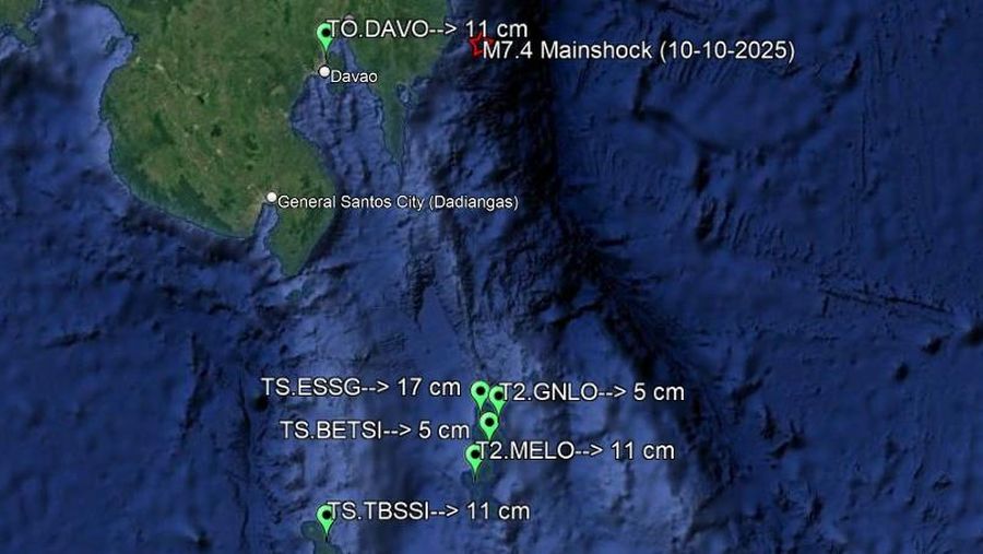 titik-tsunami-efek-gempa-m74-palung-filipina-jumat-10-oktober-2025-per-pukul-1100-wib-dokbmkg-1760068980721_169